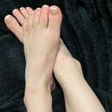 petite_foot_freshman from onlyfans
